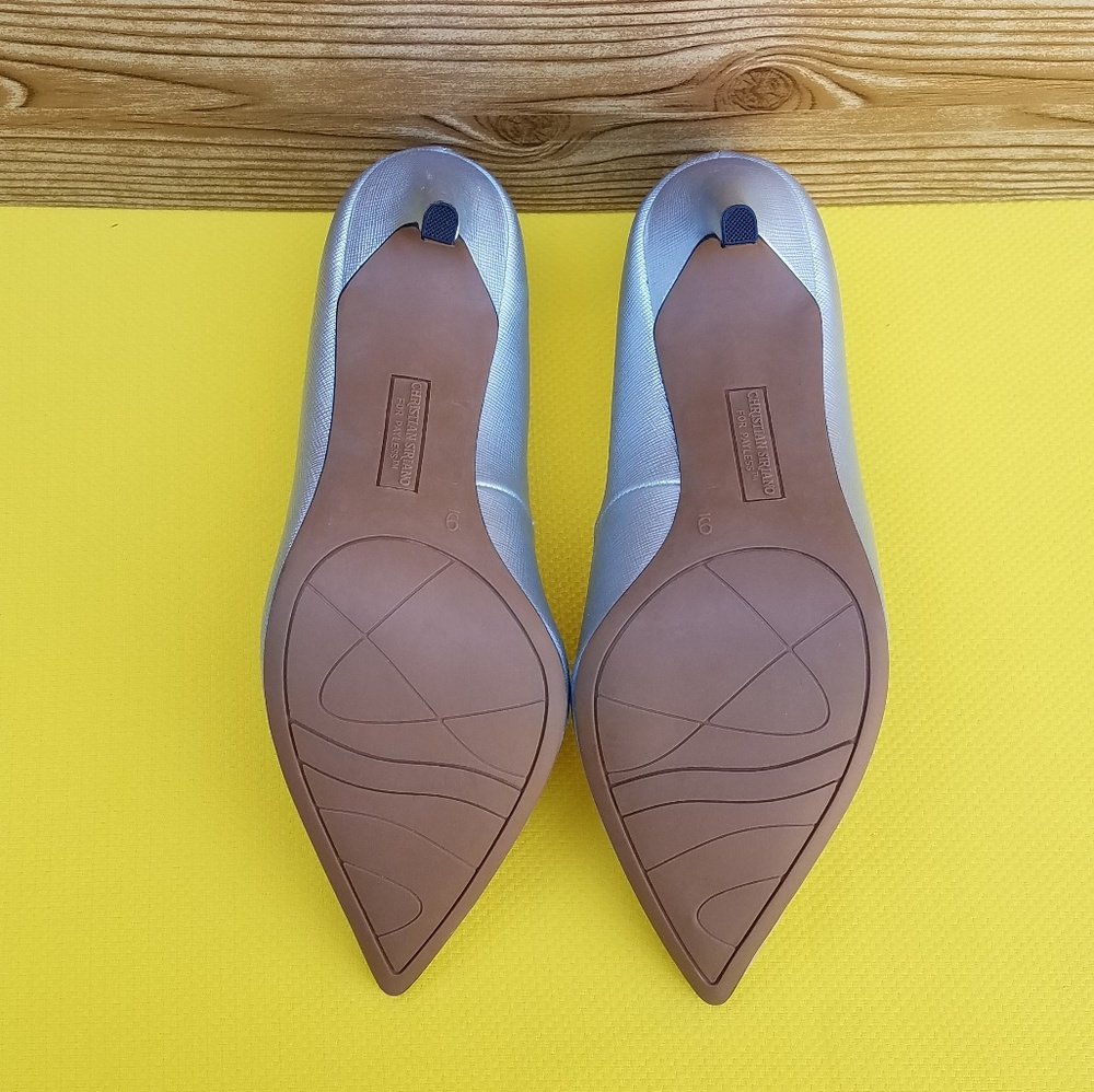 Heels - Picture 3 of 5